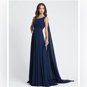IEENA FOR MAC DUGGAL Gown Navy